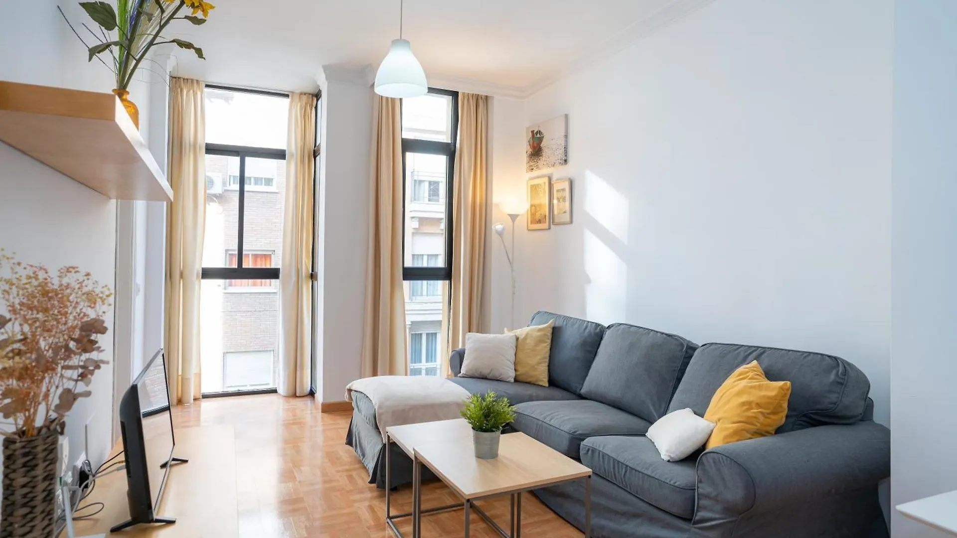 Malaga Centro Living Apartment